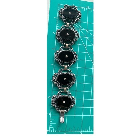 Vintage Banana Bob black glass cameo style ox silver bracelet 7.5” L - Picture 11 of 11